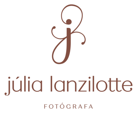 Logo de   Fotógrafa Julia Lanzilotte - Ensaios em Indaiatuba, São Paulo e Rio de Janeiro